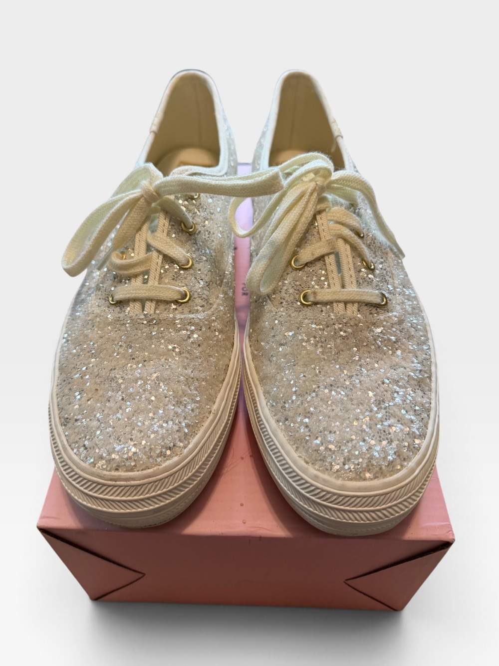 Keds x Kate Spade Triple KS Glitter platform
Cream Shoes sz 10